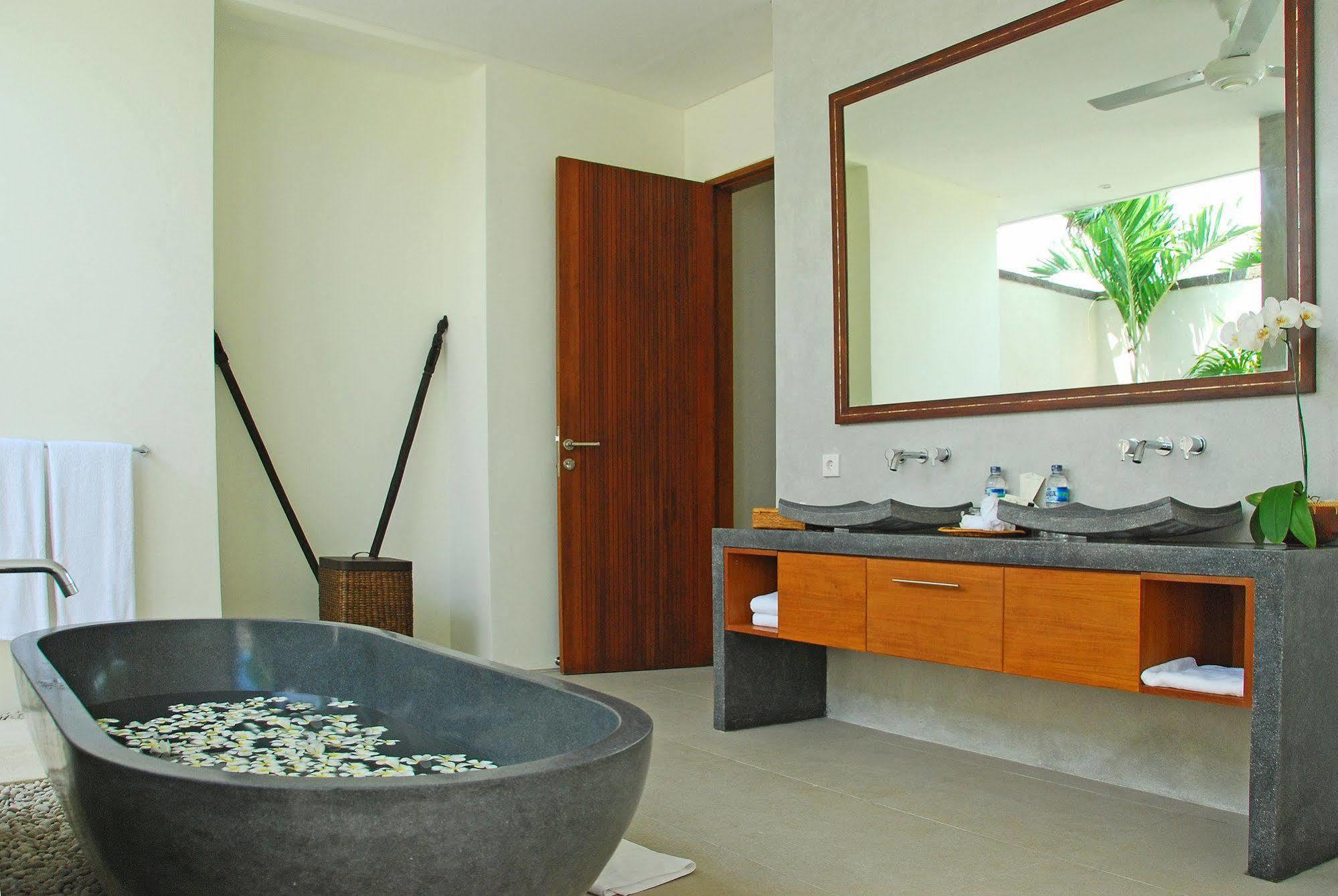 Saba Villa Canggu Eksteriør bilde